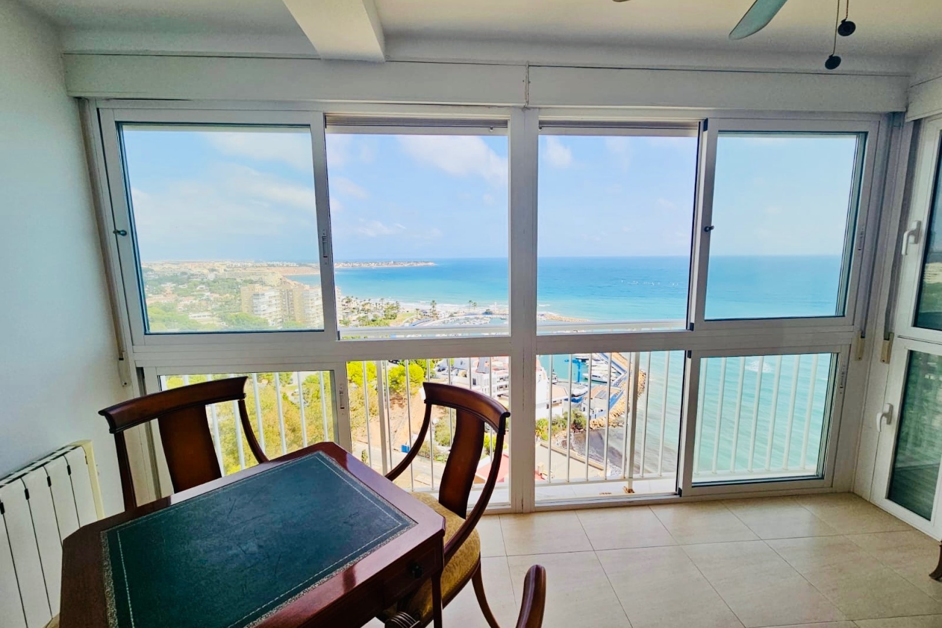 Resale - Apartment - Orihuela Costa - Dehesa de campoamor