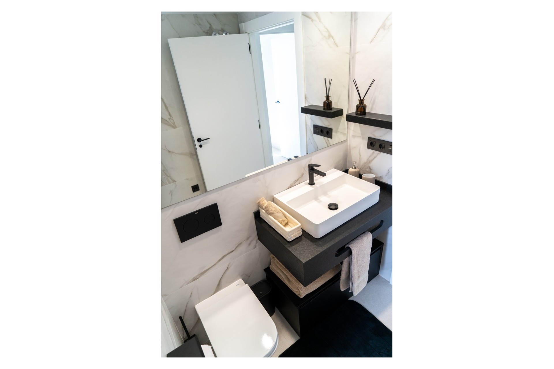 Resale - Apartment - Orihuela Costa - La Zenia