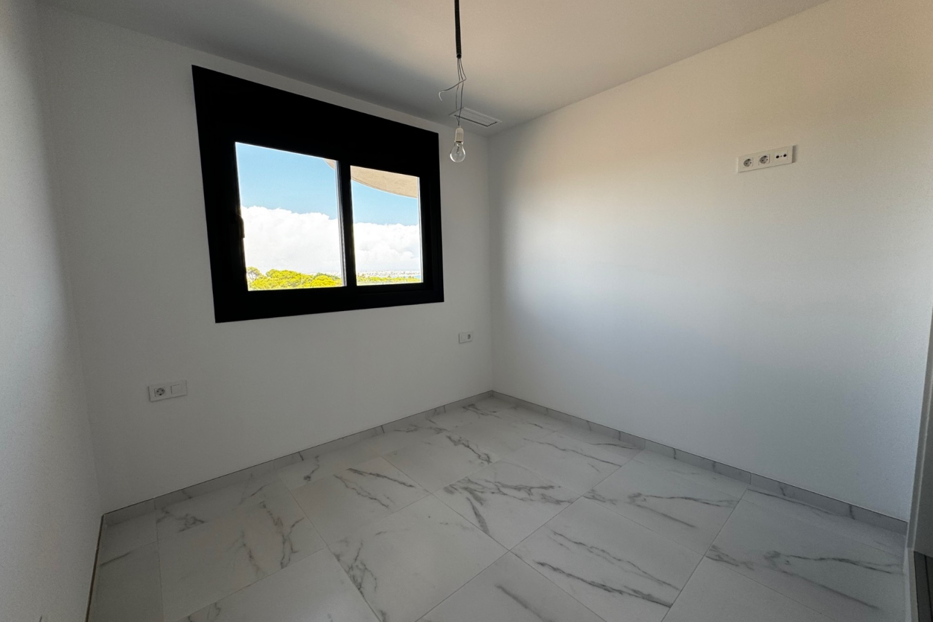 Resale - Apartment - Punta Prima