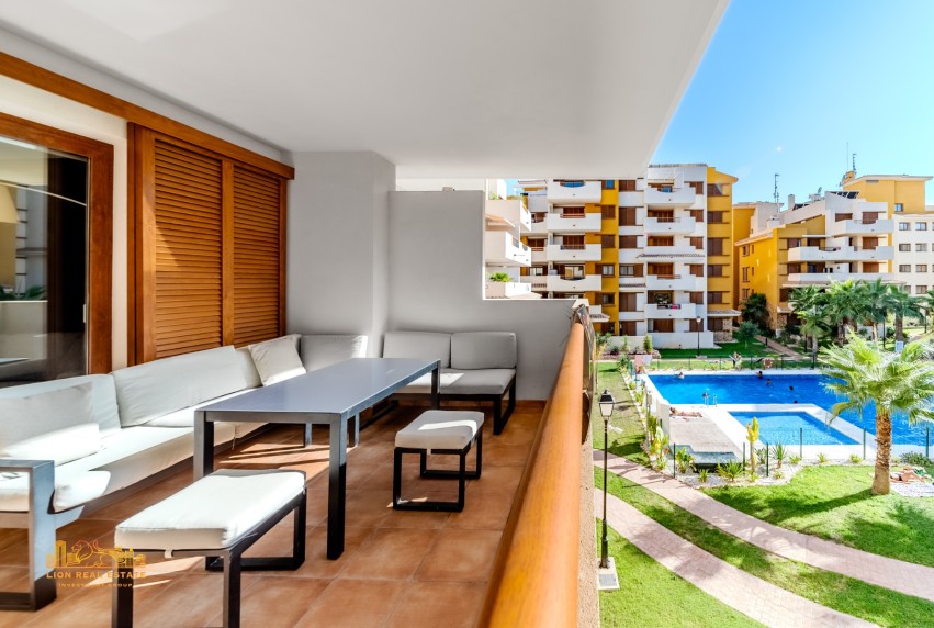 Resale - Apartment - Punta Prima