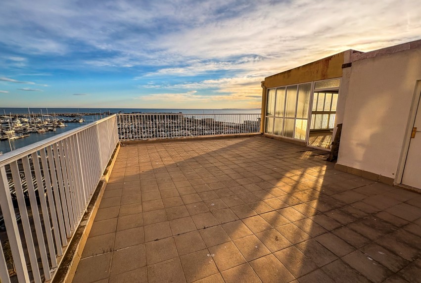 Resale - Apartment - Santa Pola - Puerto