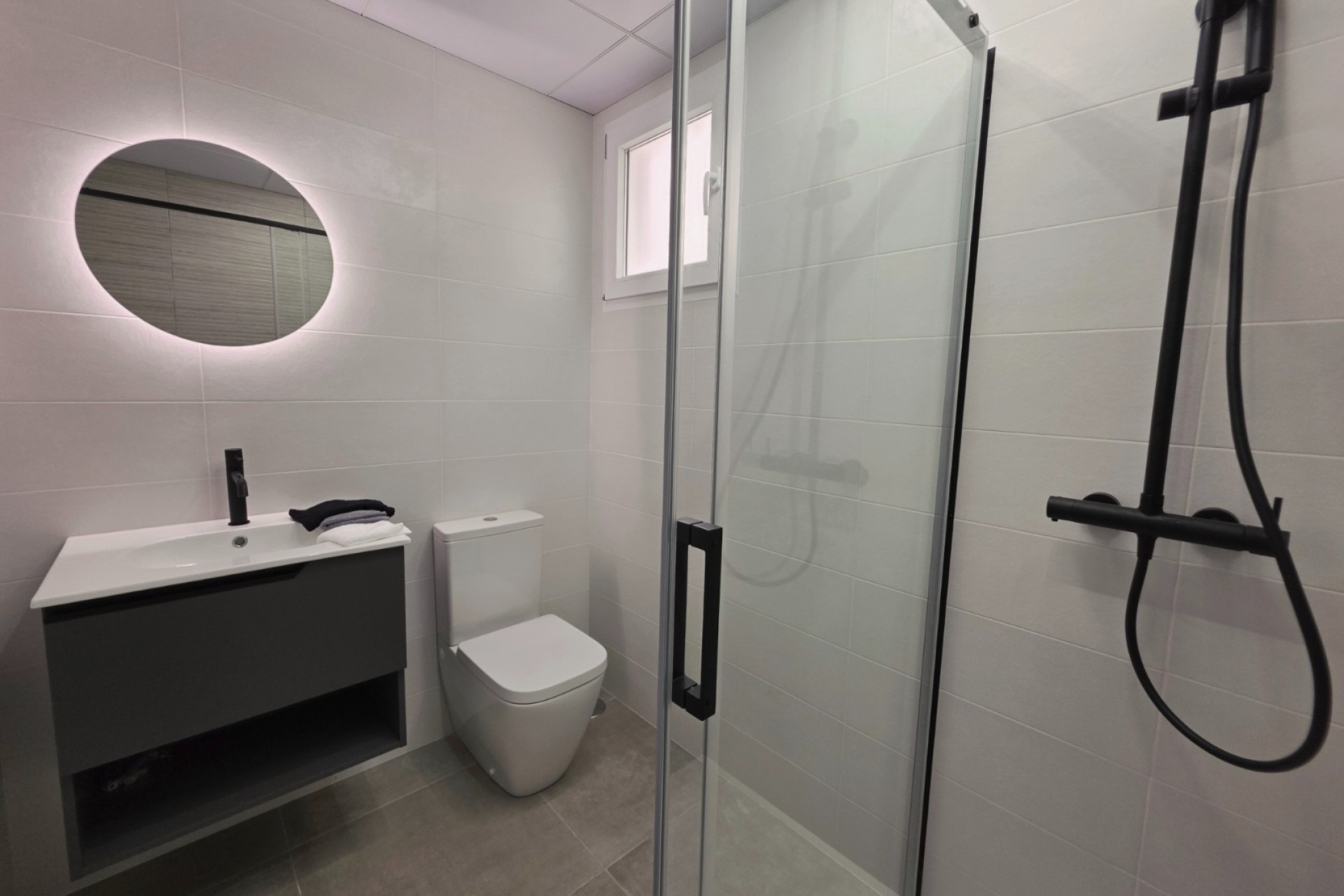 Resale - Apartment - Torrevieja - Puerto