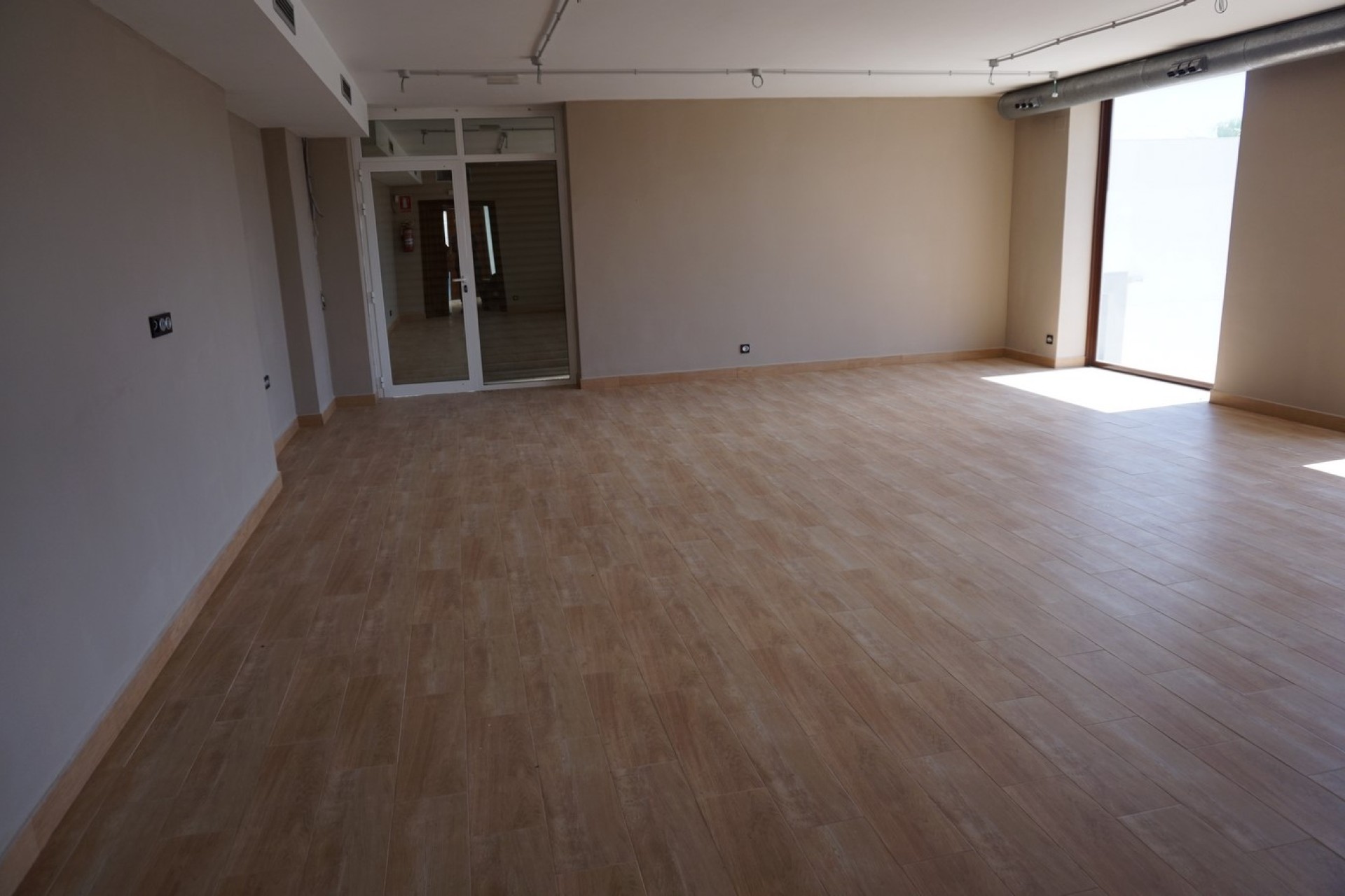 Resale - Commercial - Ciudad Quesada