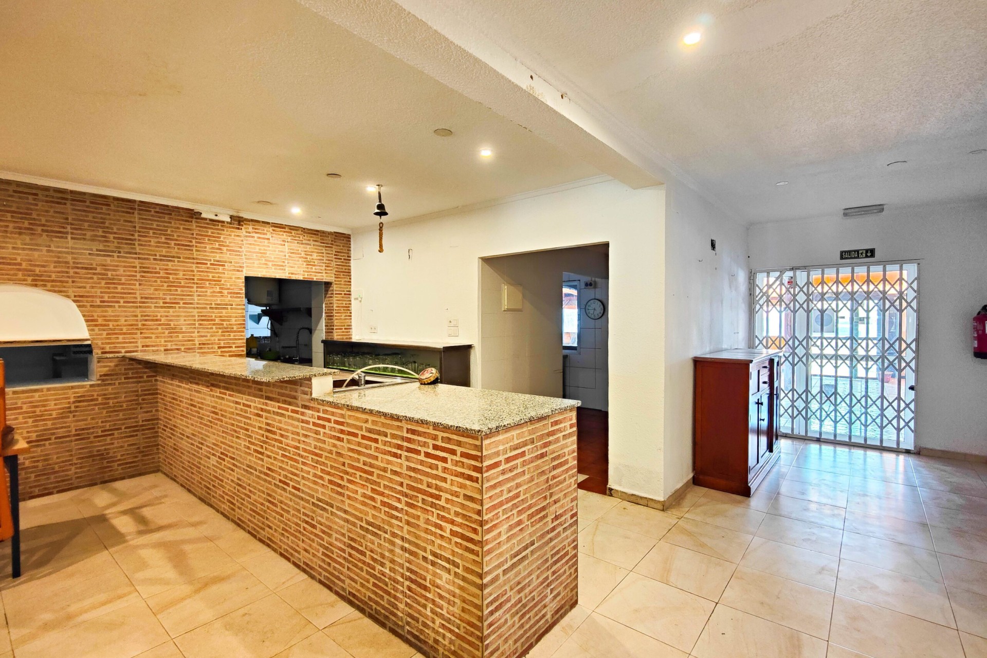 Resale - Commercial - Torrevieja - San Luis