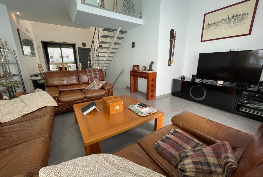 Resale - House - Dolores - Alicante