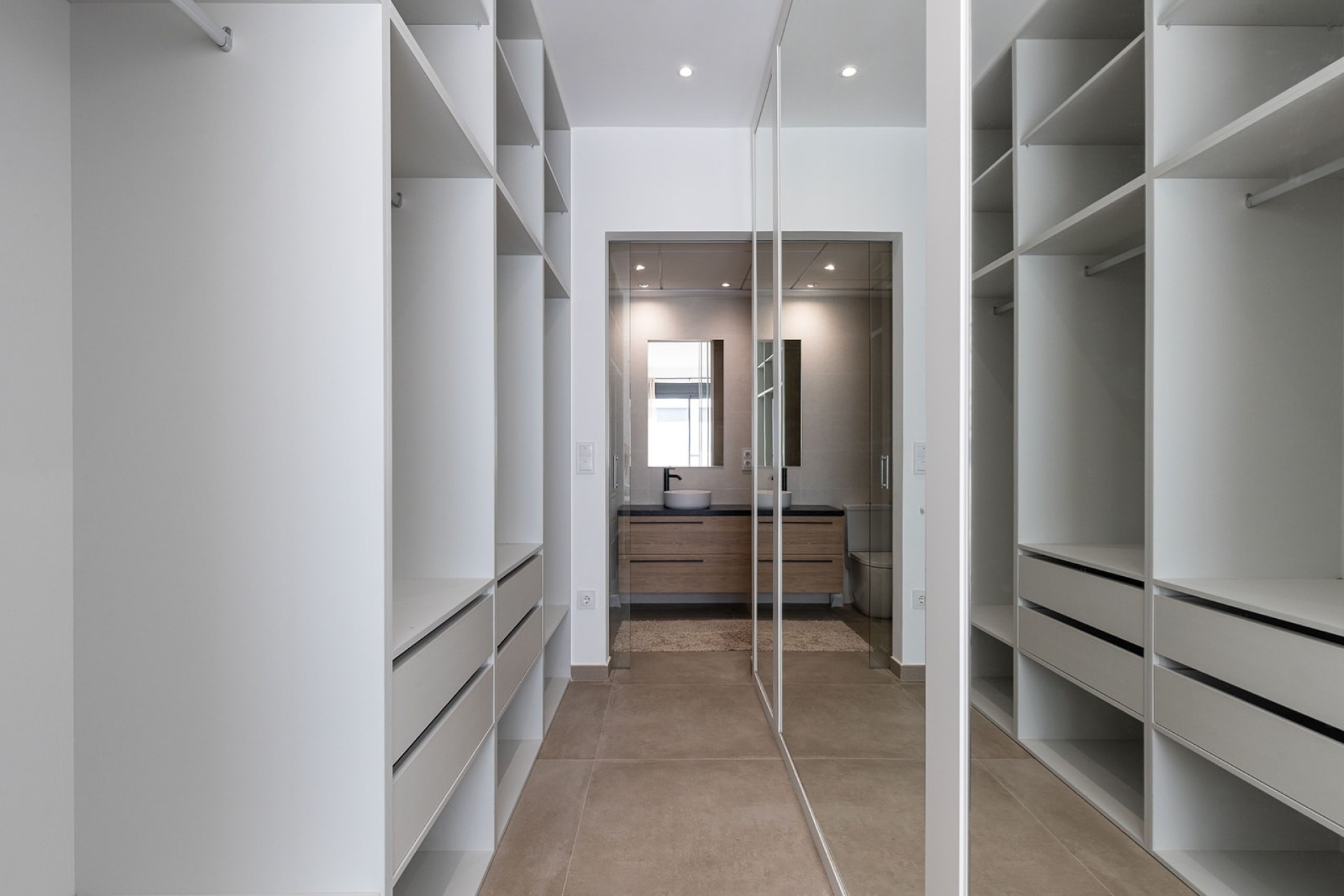 Resale - House - Dolores