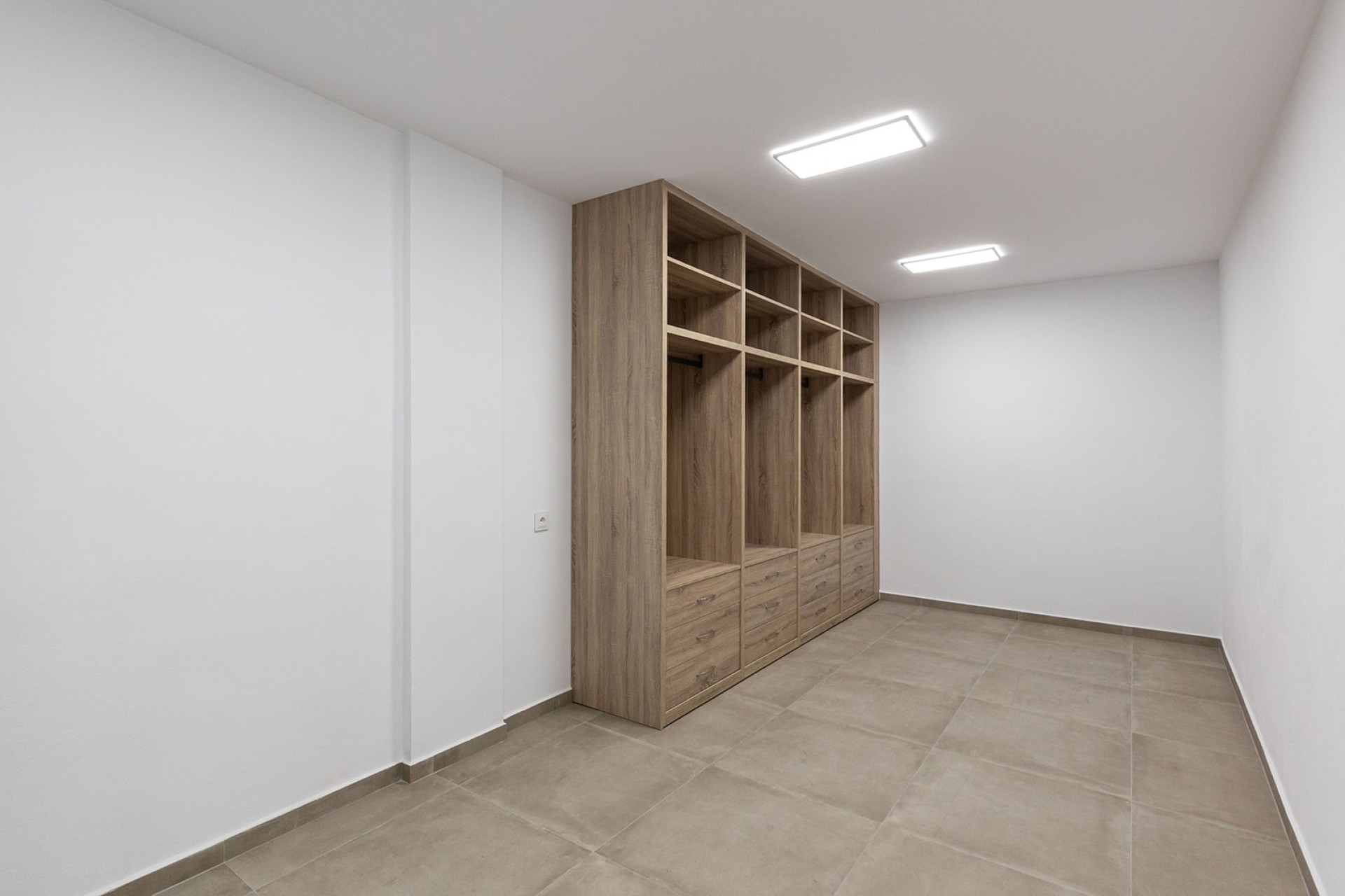 Resale - House - Dolores