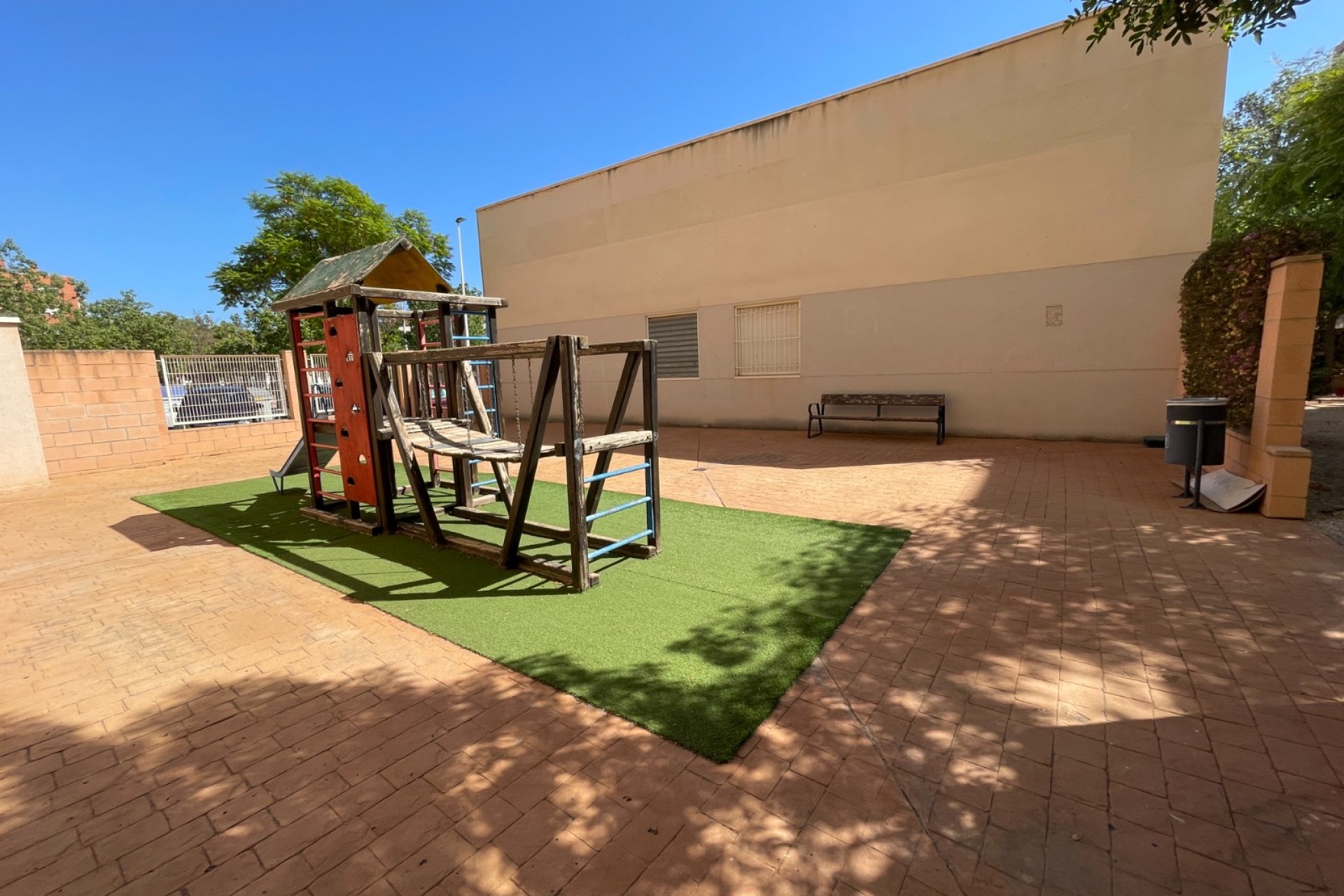 Resale - House - Elche - Center