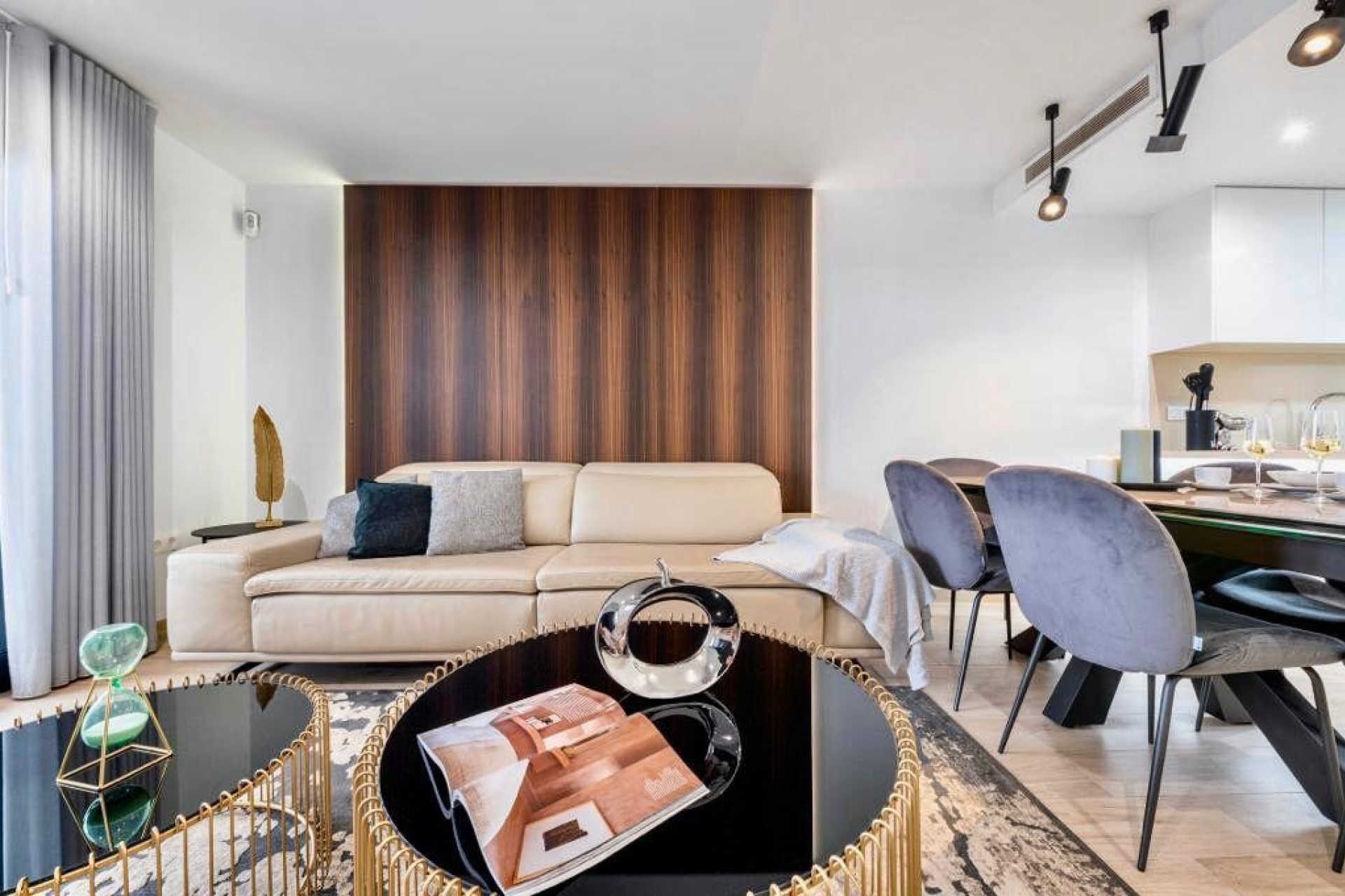 Resale - House - Finestrat - Urbanización