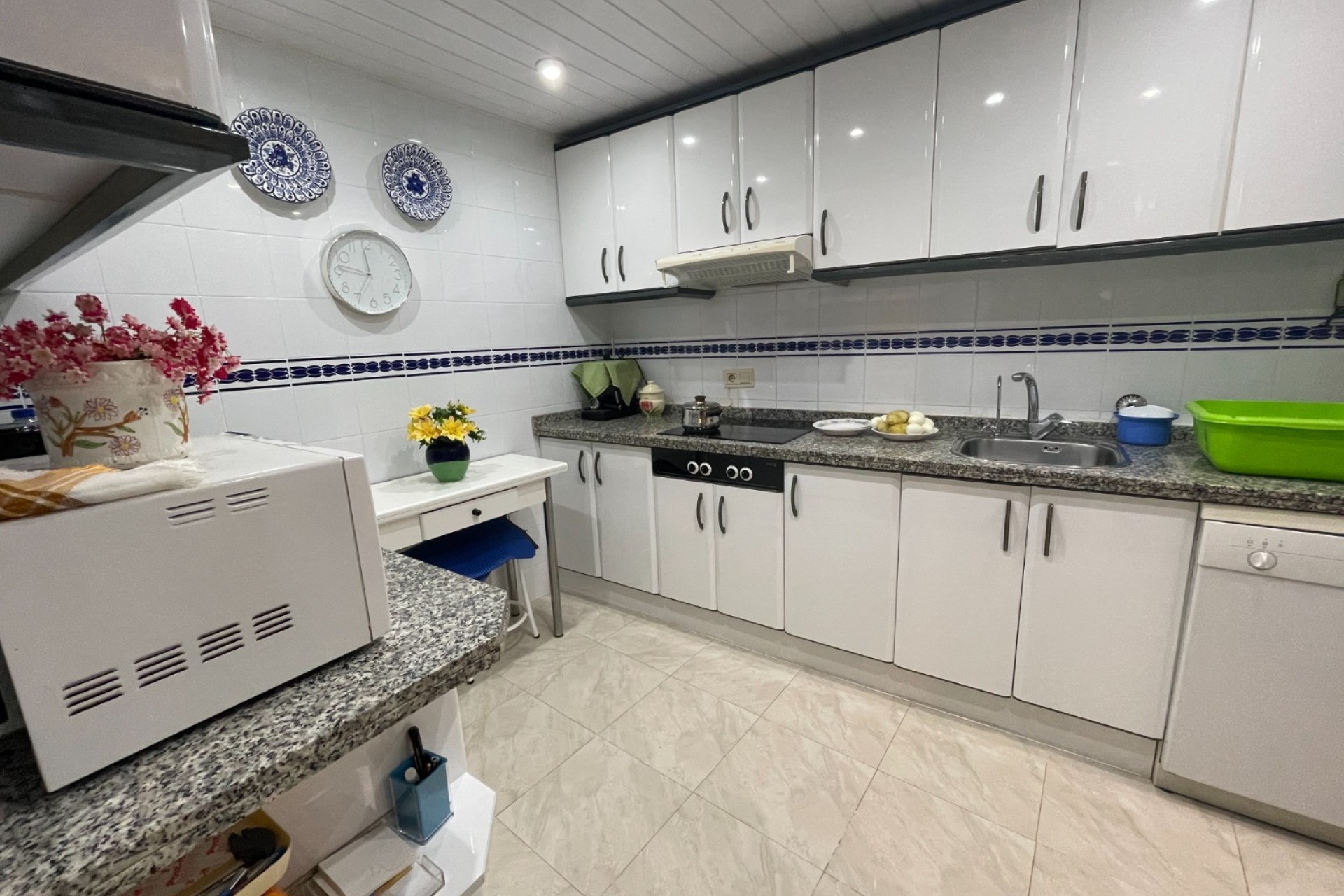 Resale - House - Guardamar del Segura