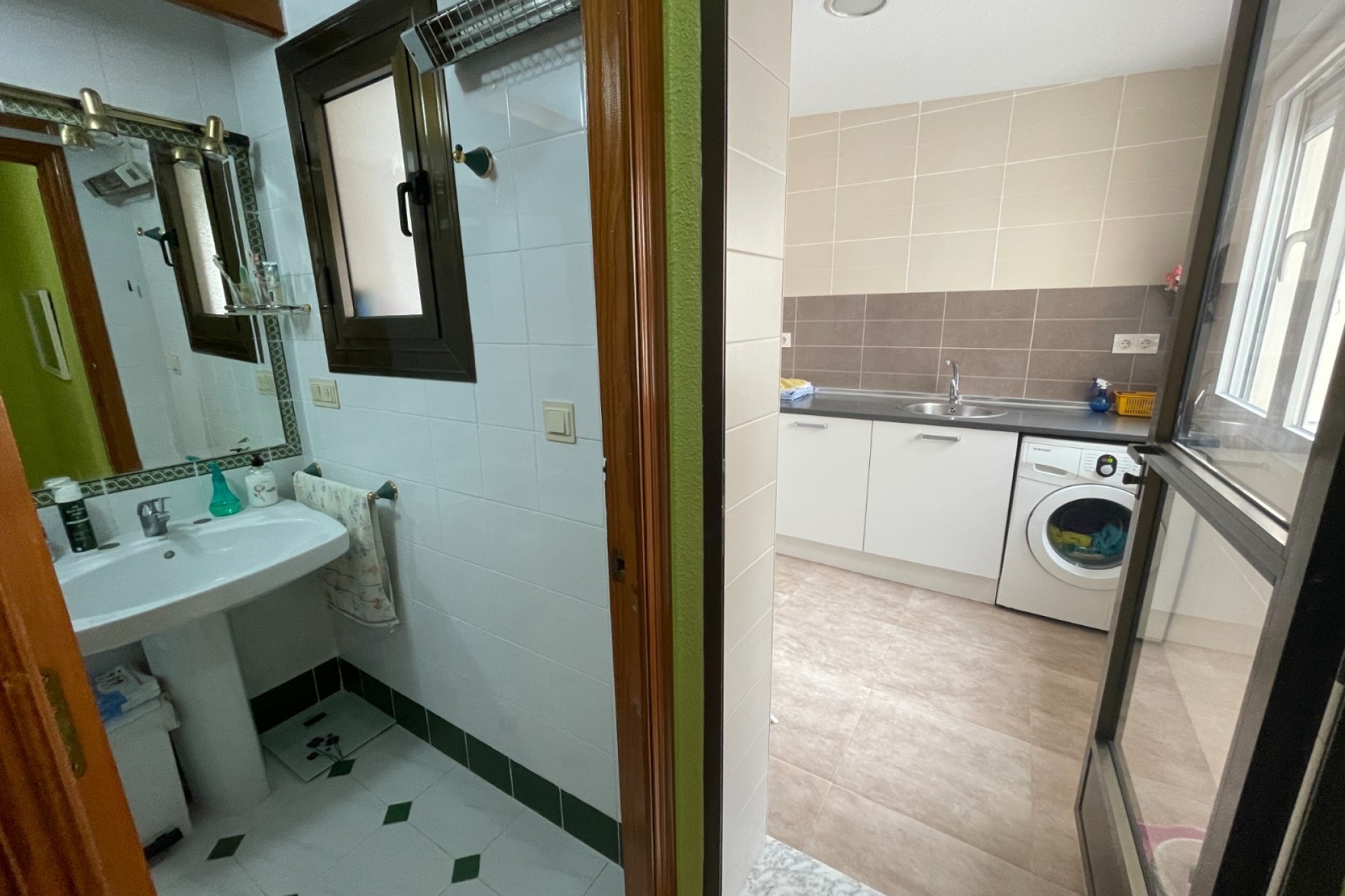 Resale - House - Guardamar del Segura