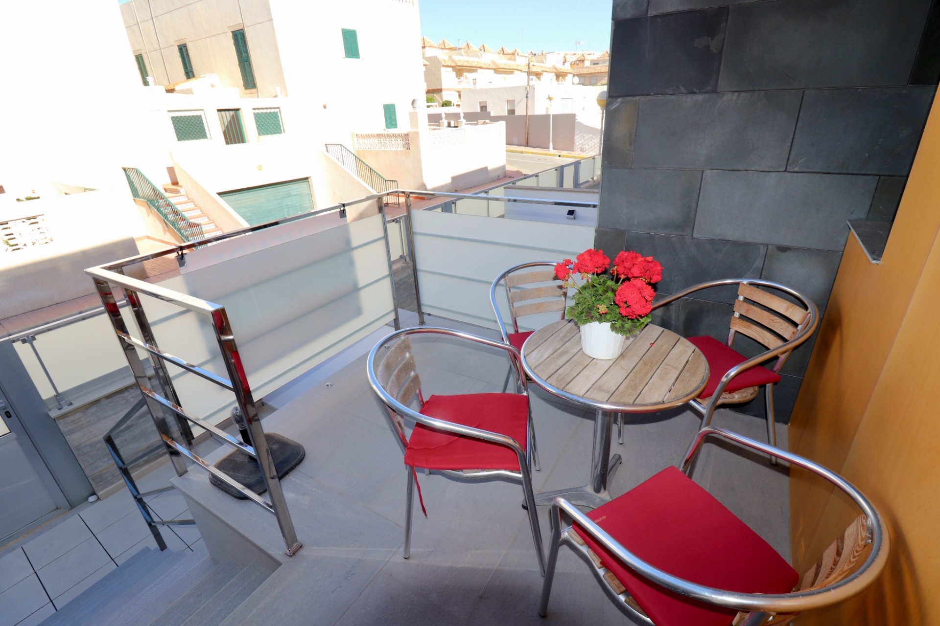 Resale - House - Guardamar del Segura