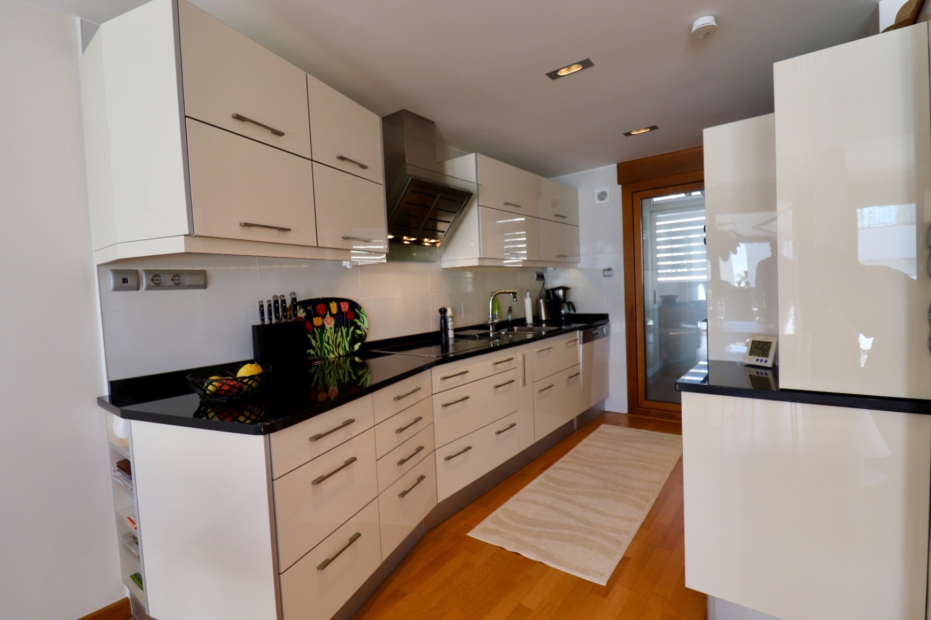 Resale - House - Guardamar del Segura