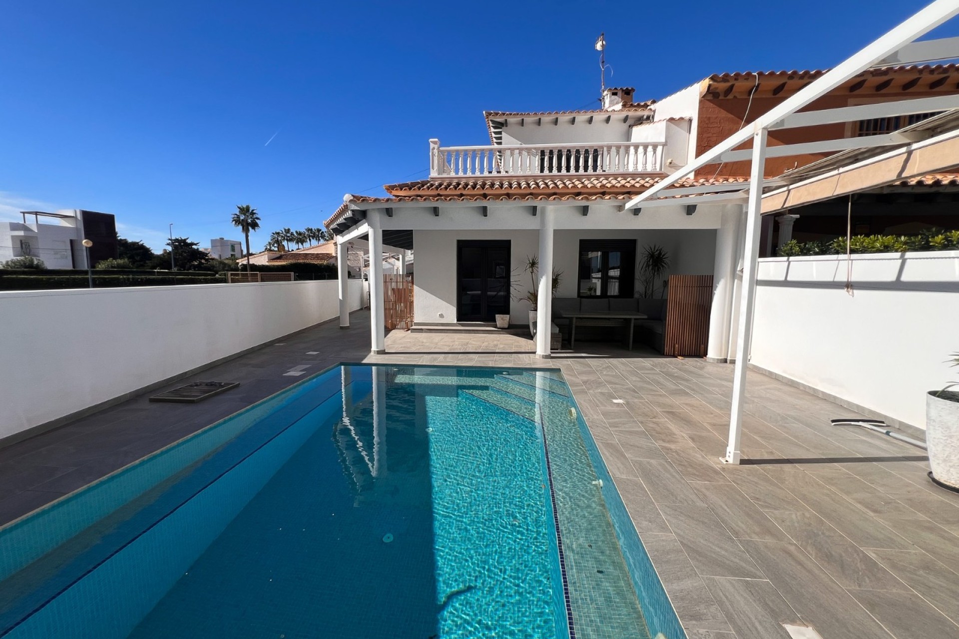 Resale - House - Orihuela Costa - Punta Prima