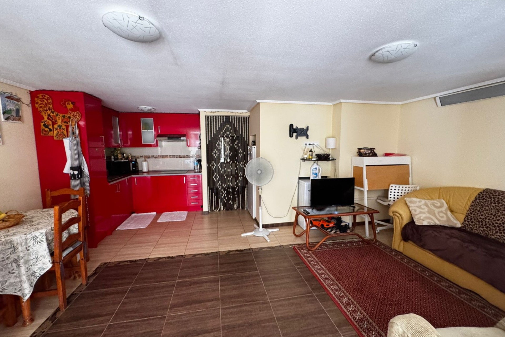 Resale - House - Punta Prima