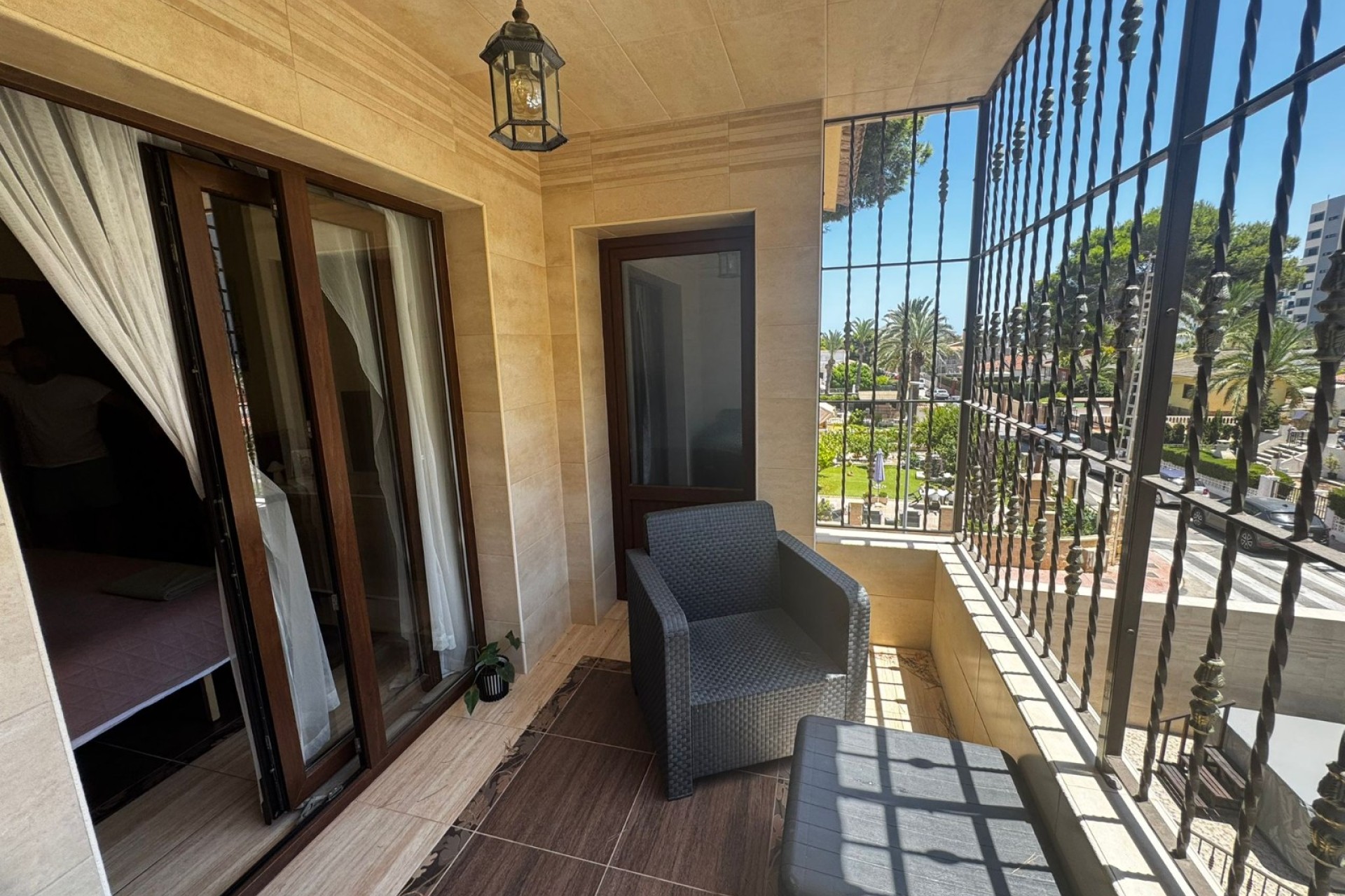 Resale - House - Punta Prima