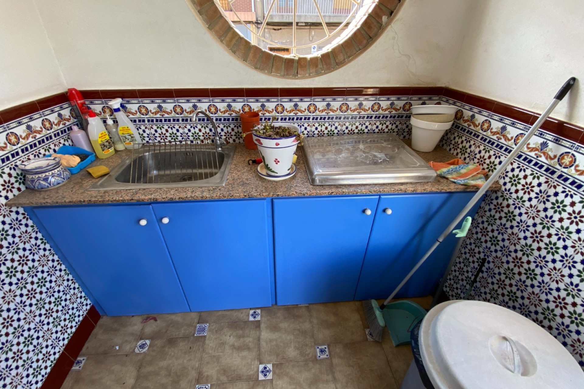 Resale - House - Sax