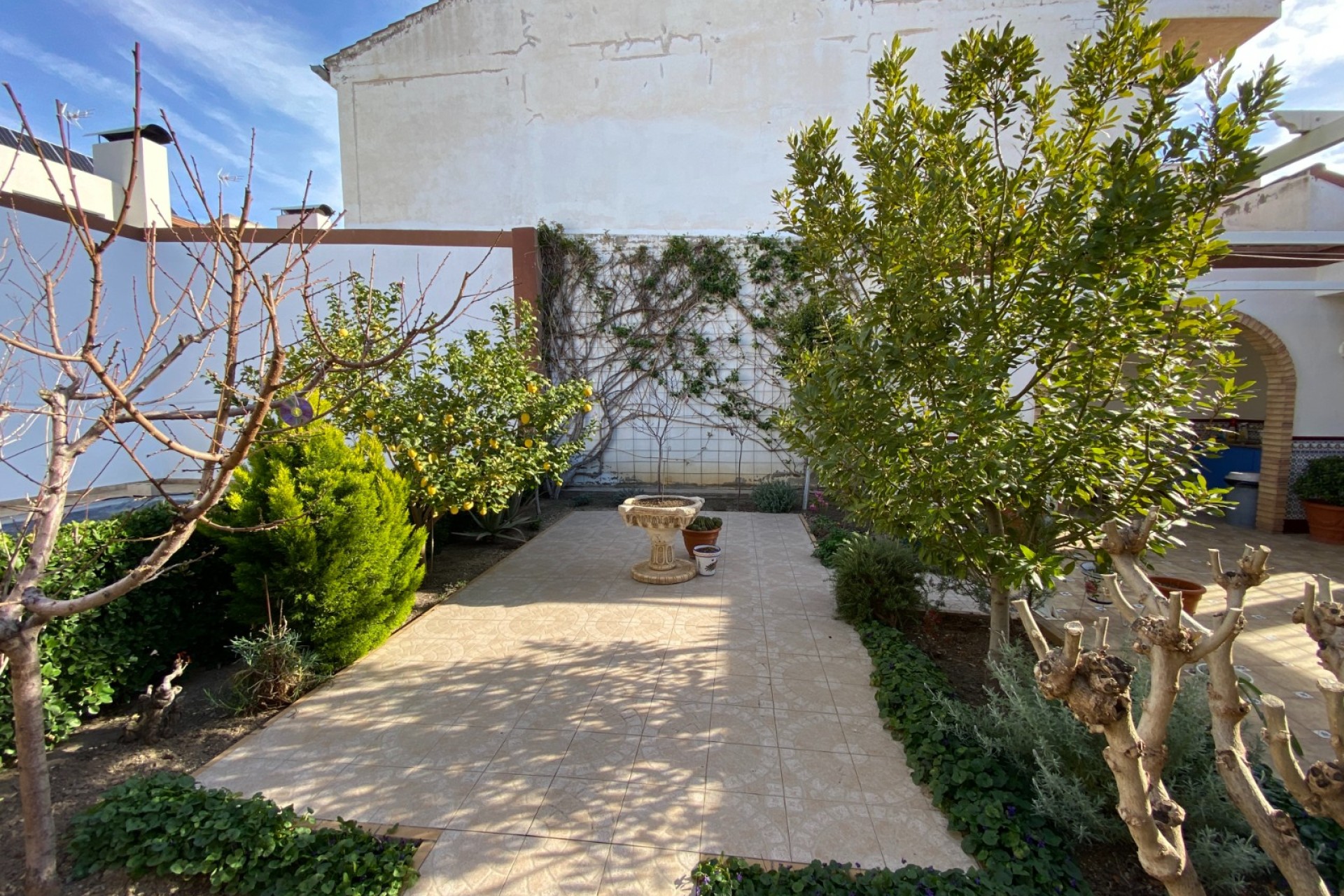 Resale - House - Sax