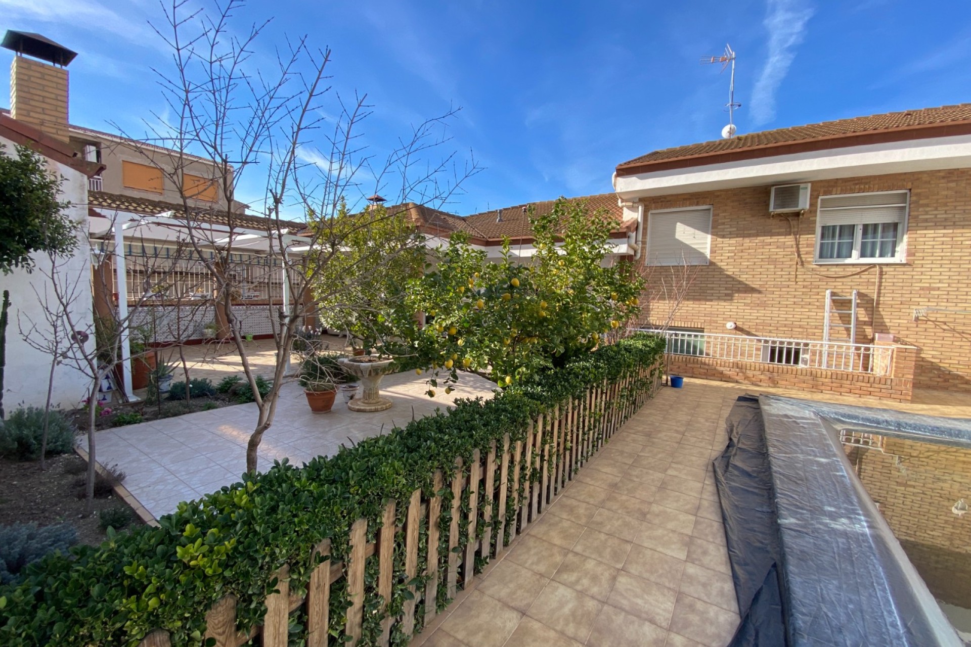 Resale - House - Sax