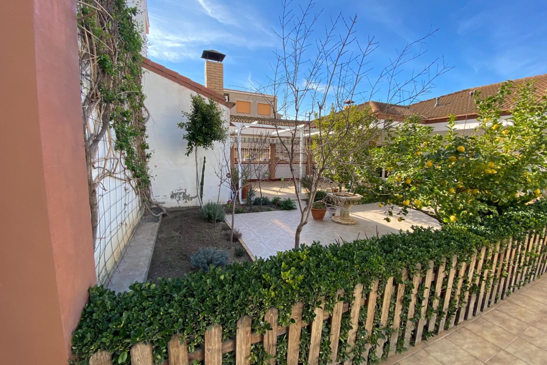 Resale - House - Sax