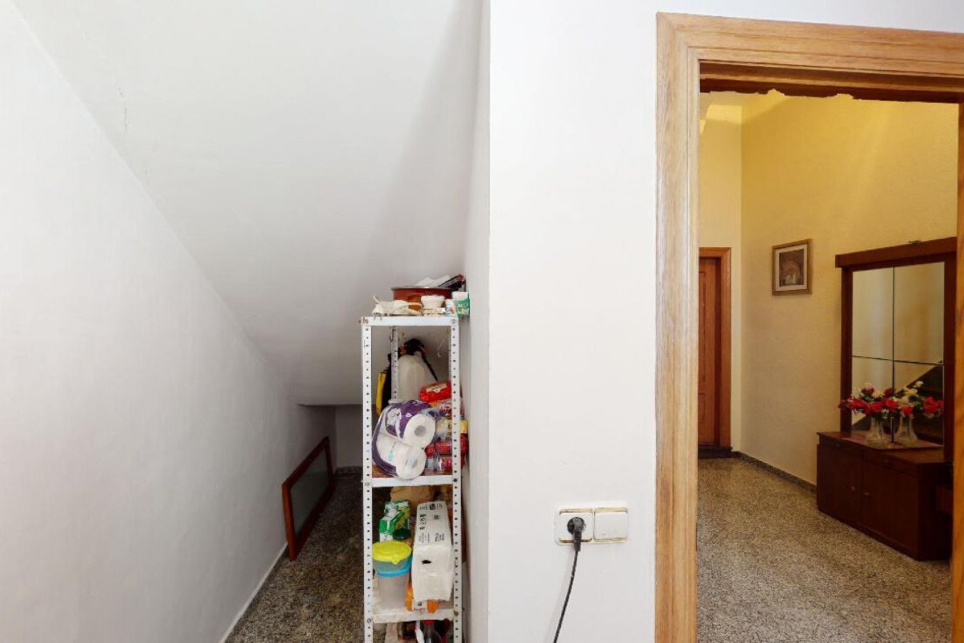 Resale - House - Sax