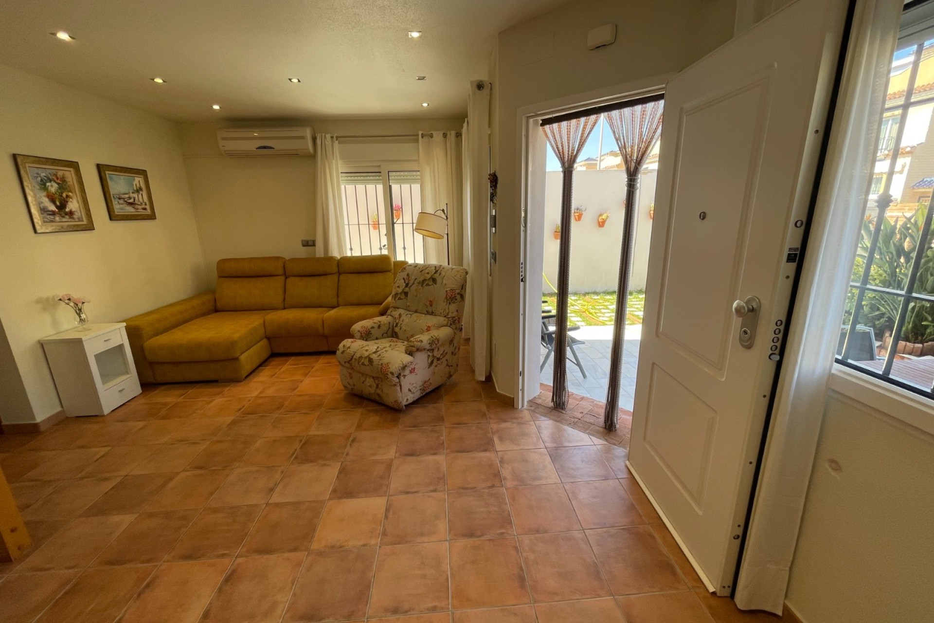 Resale - House - Torre de la Horadada