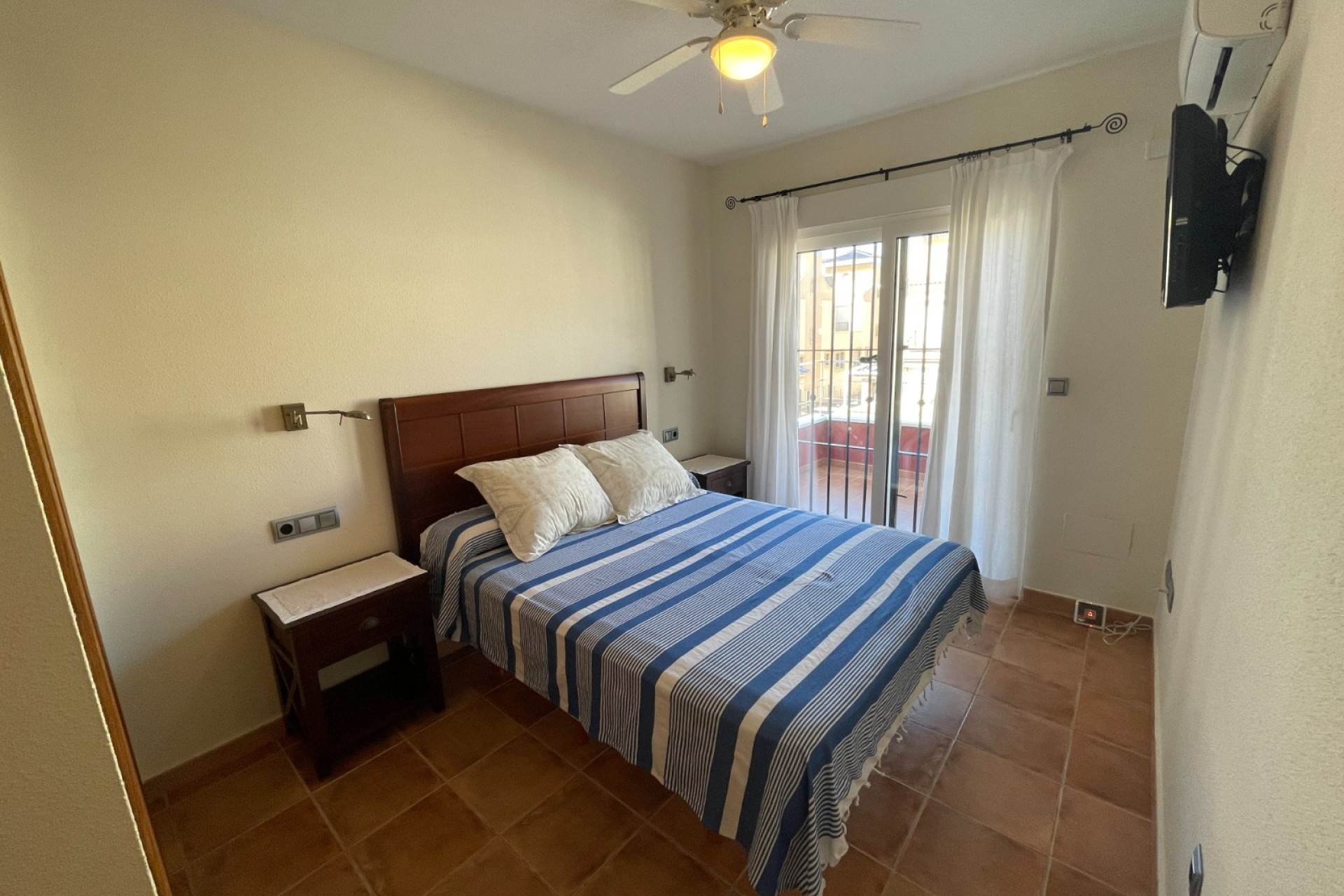 Resale - House - Torre de la Horadada