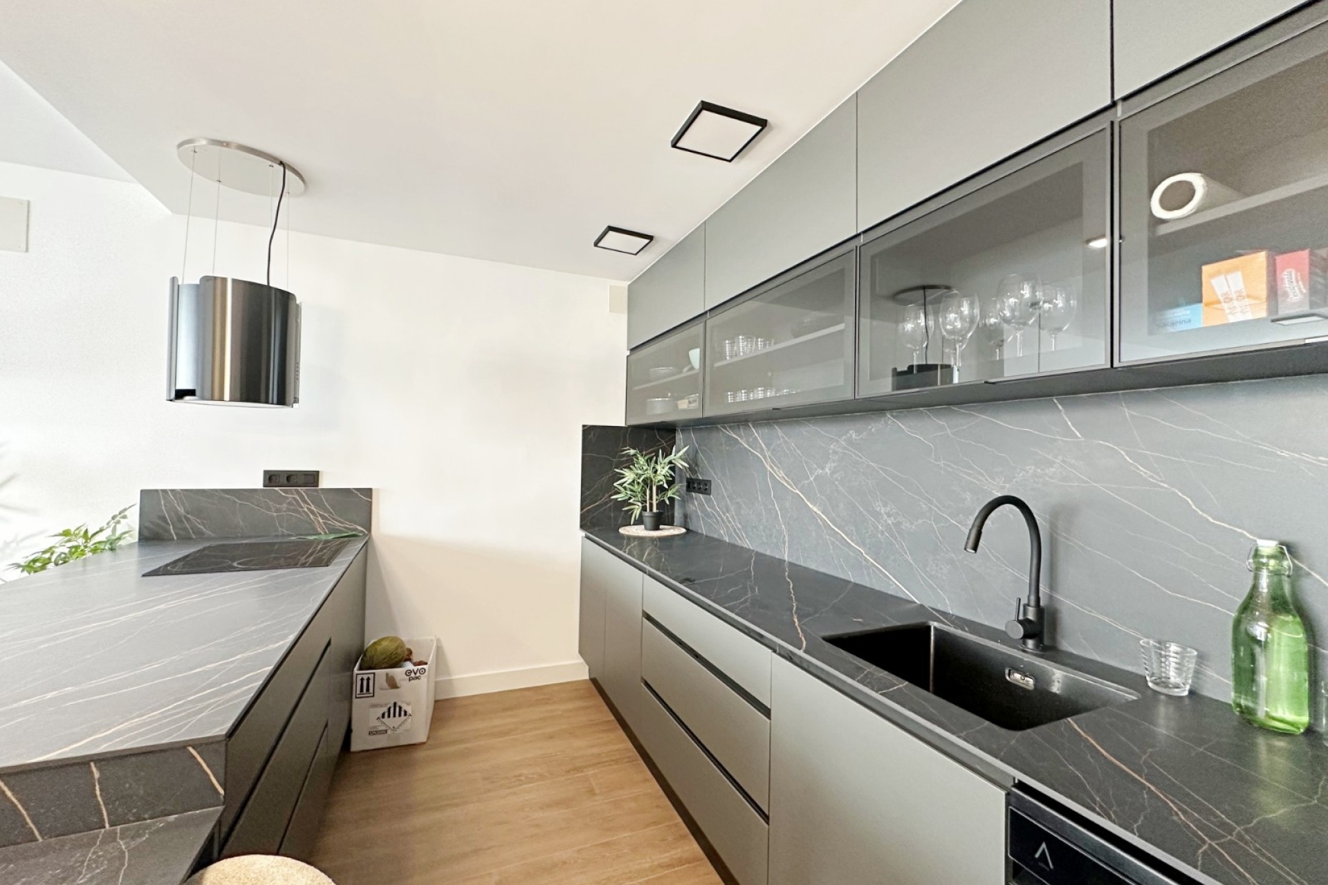 Resale - Townhouse / Terraced House - Torrevieja - Aguas Nuevas