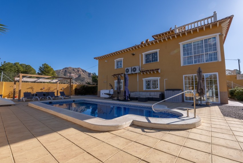 Resale - Villa - Abanilla