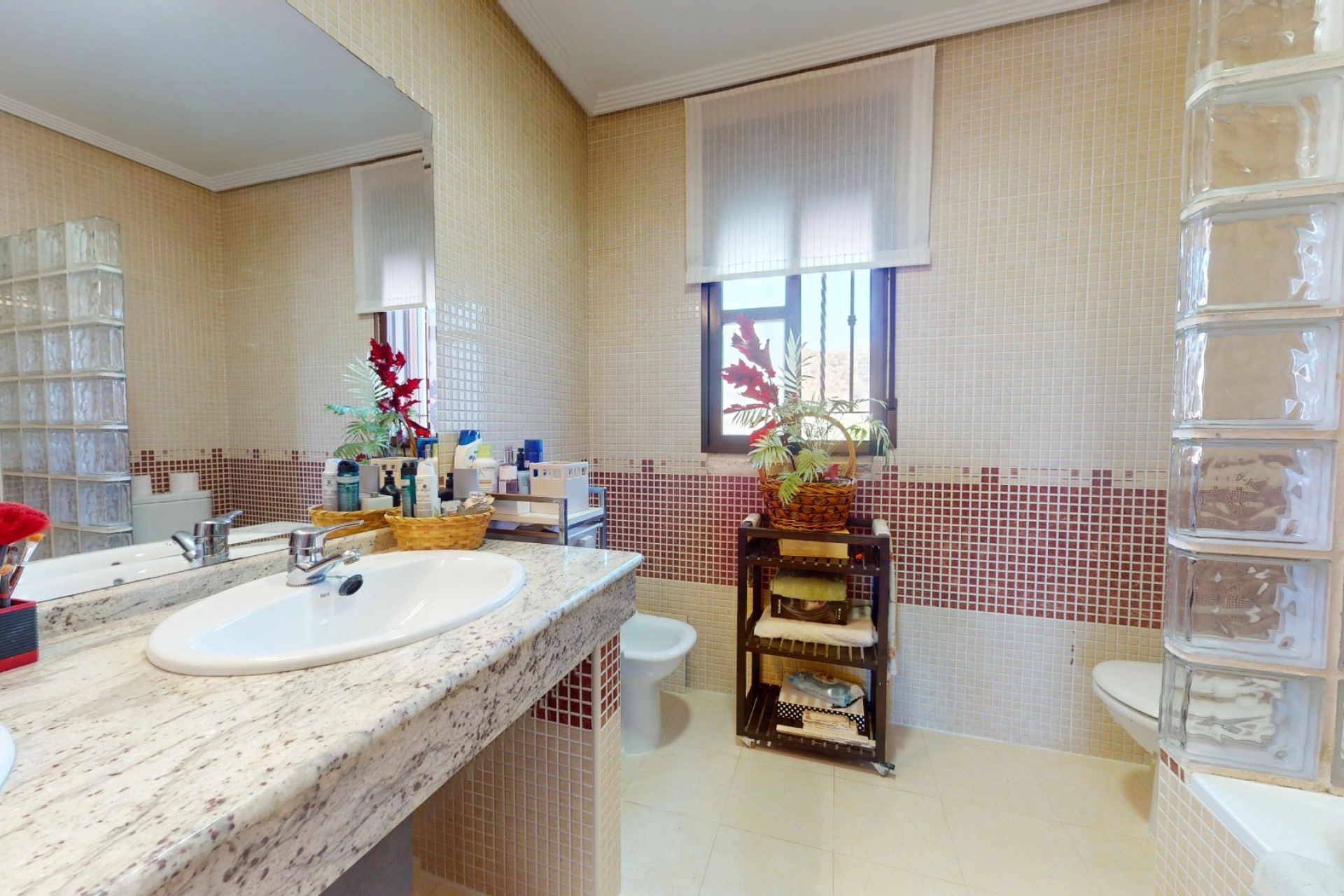 Resale - Villa - Aguilas