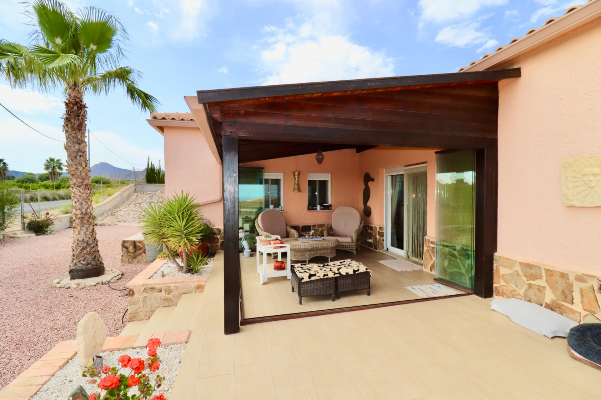 Resale - Villa - Albatera