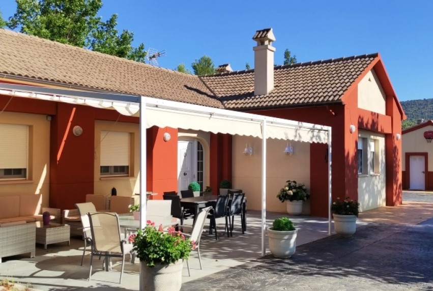 Resale - Villa - Alcoy