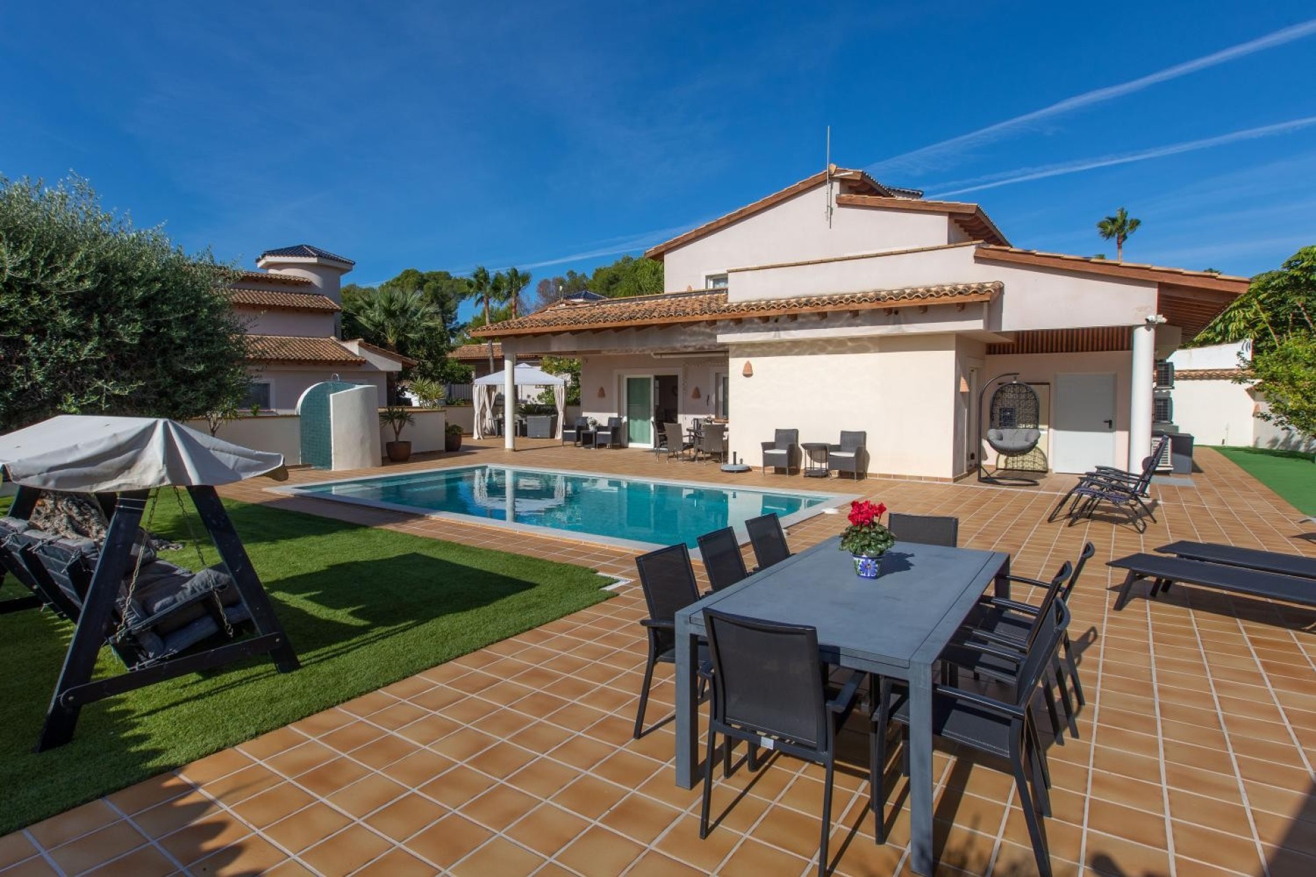 Resale - Villa - Alfas del Pí
