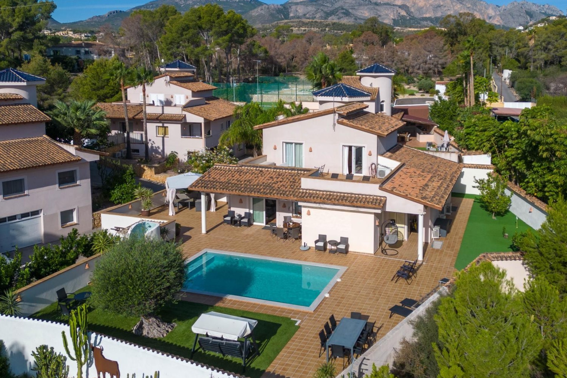 Resale - Villa - Alfas del Pí
