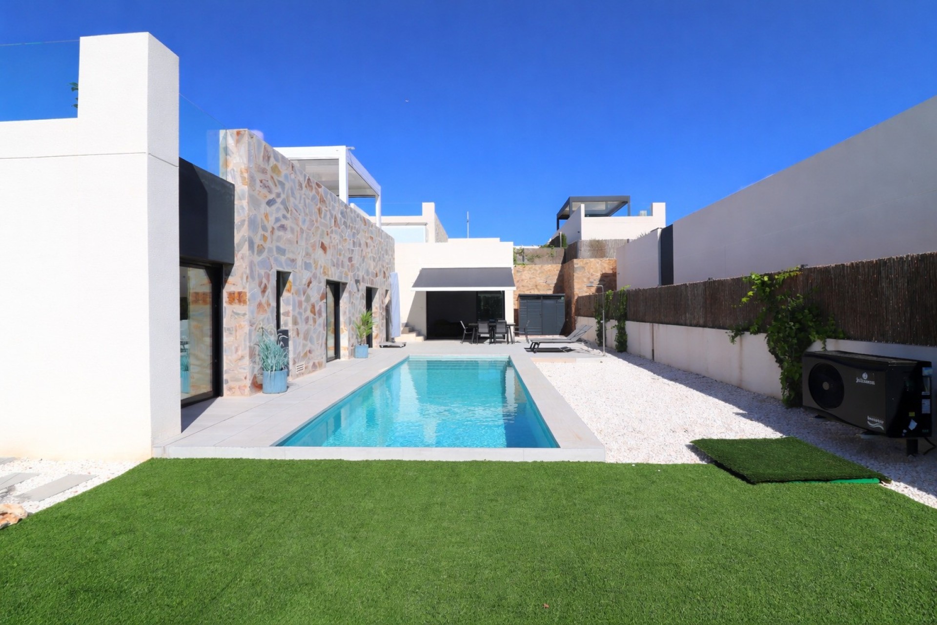 Resale - Villa - Algorfa - La finca Golf