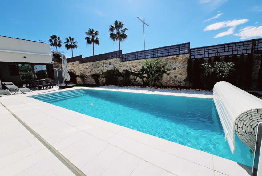 Resale - Villa - Algorfa