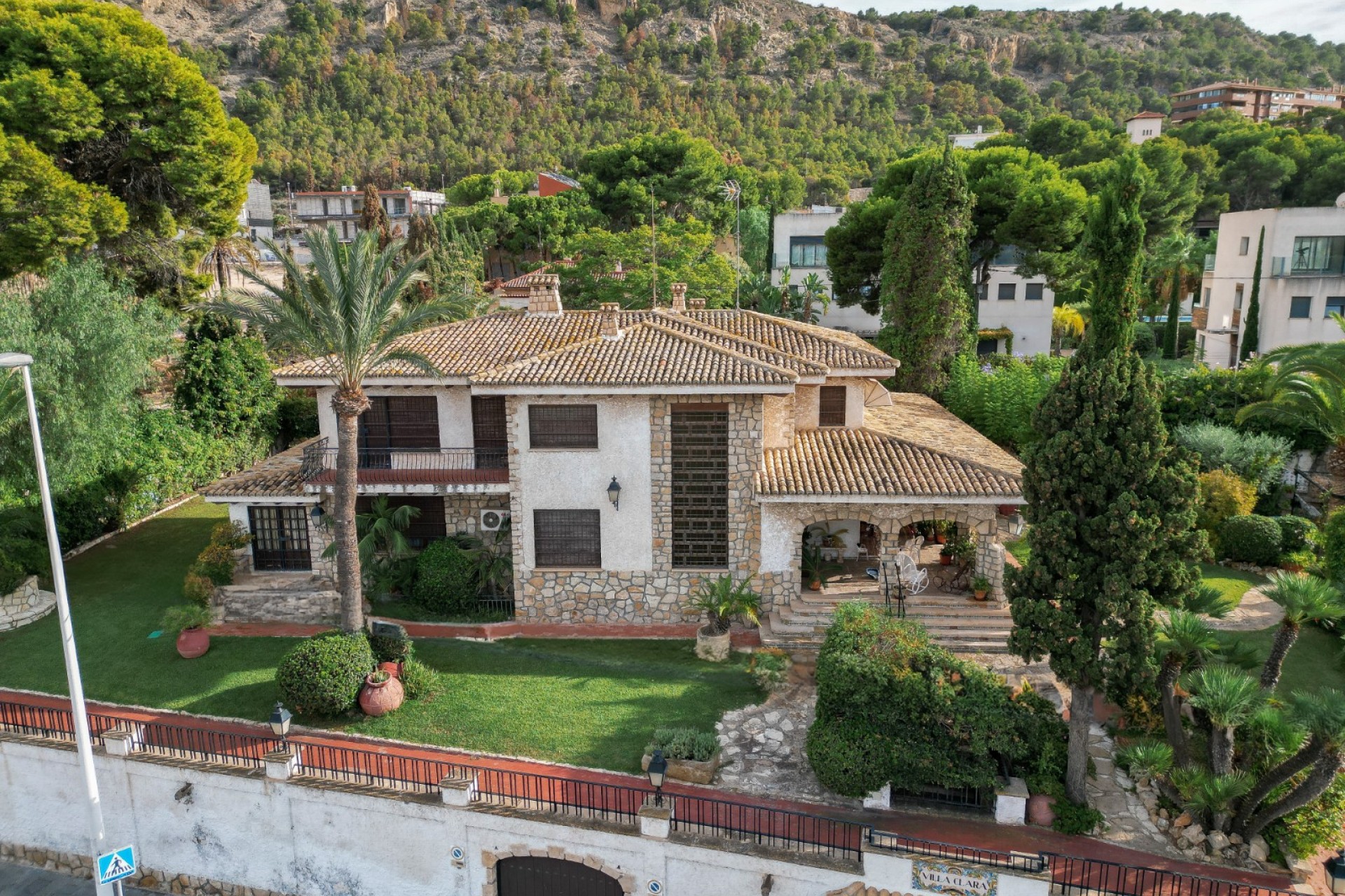 Resale - Villa - Alicante - Albufereta