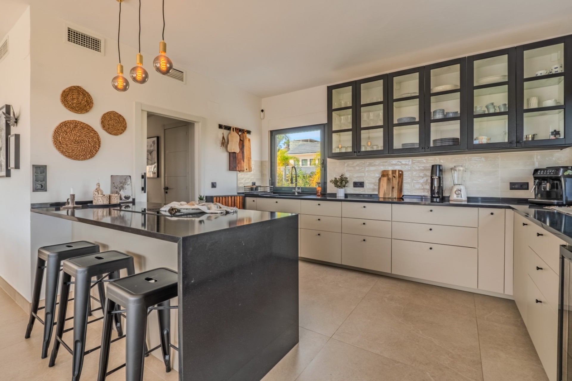 Resale - Villa - Alicante - Cabo de las Huertas