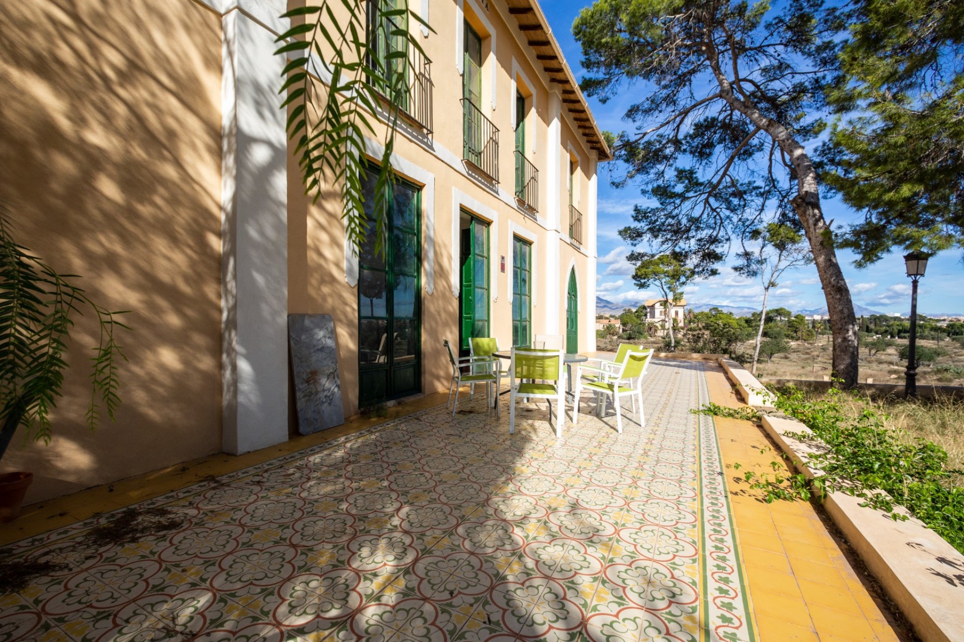 Resale - Villa - Alicante - Center