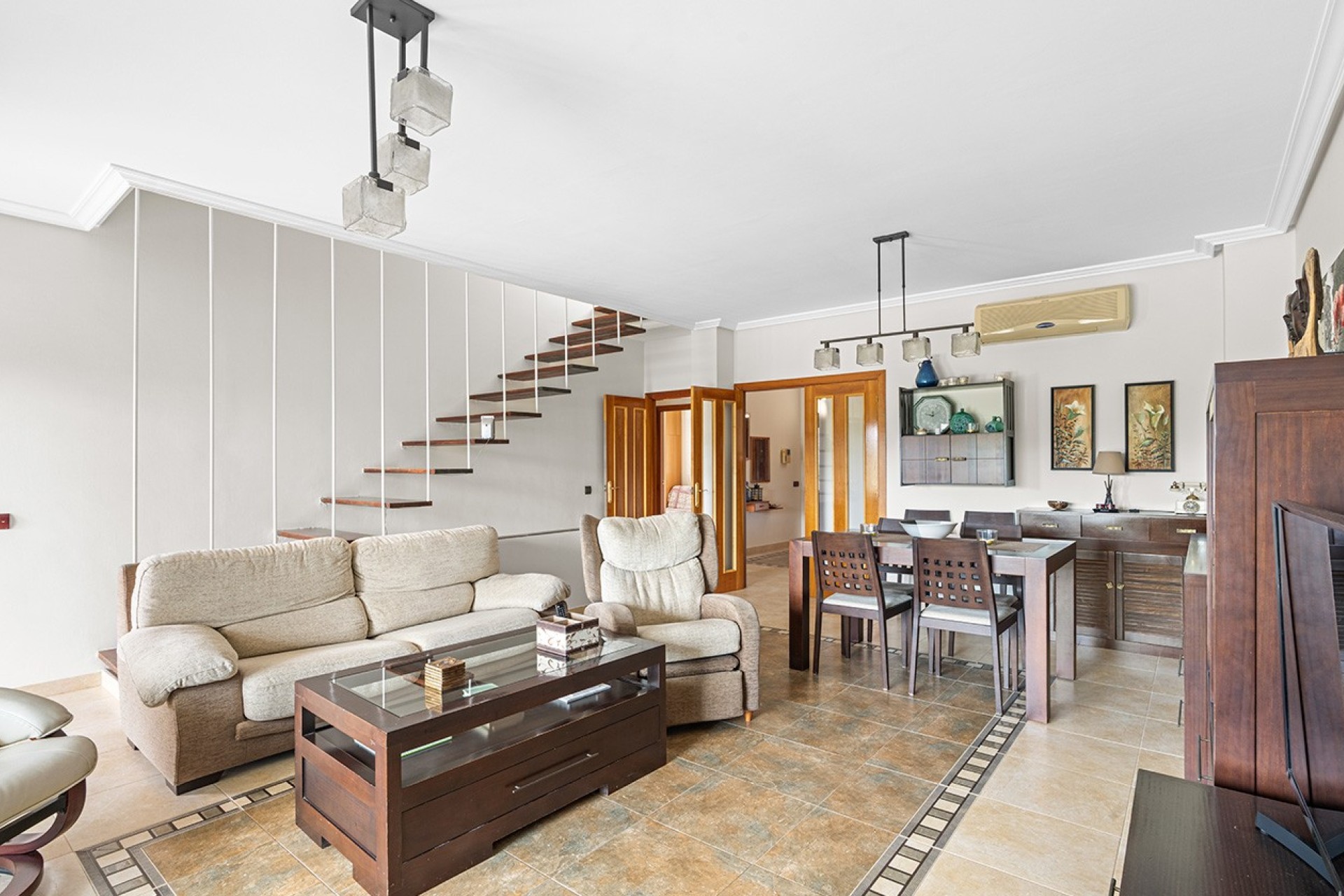 Resale - Villa - Alicante - Rebolledo