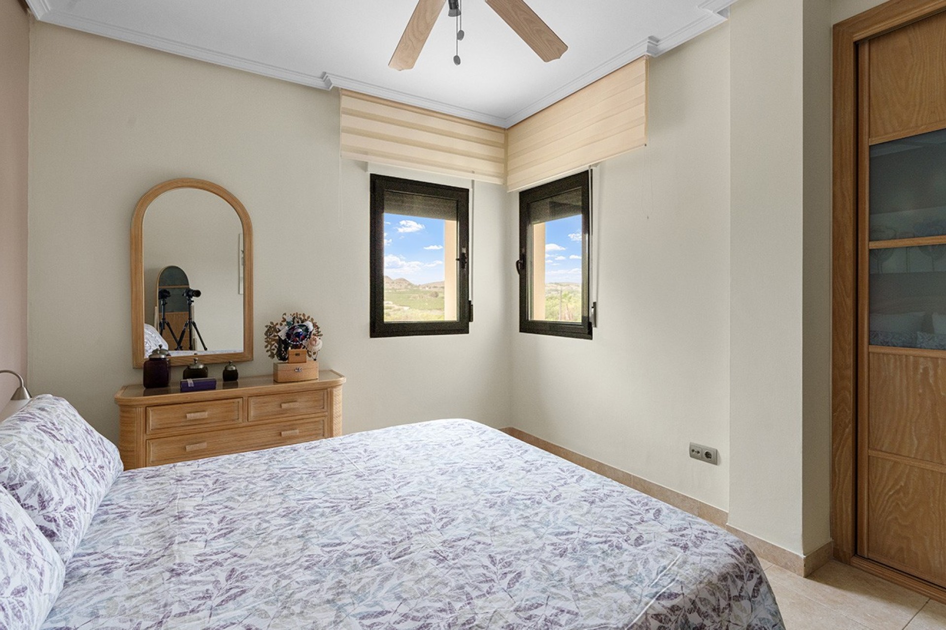 Resale - Villa - Alicante - Rebolledo