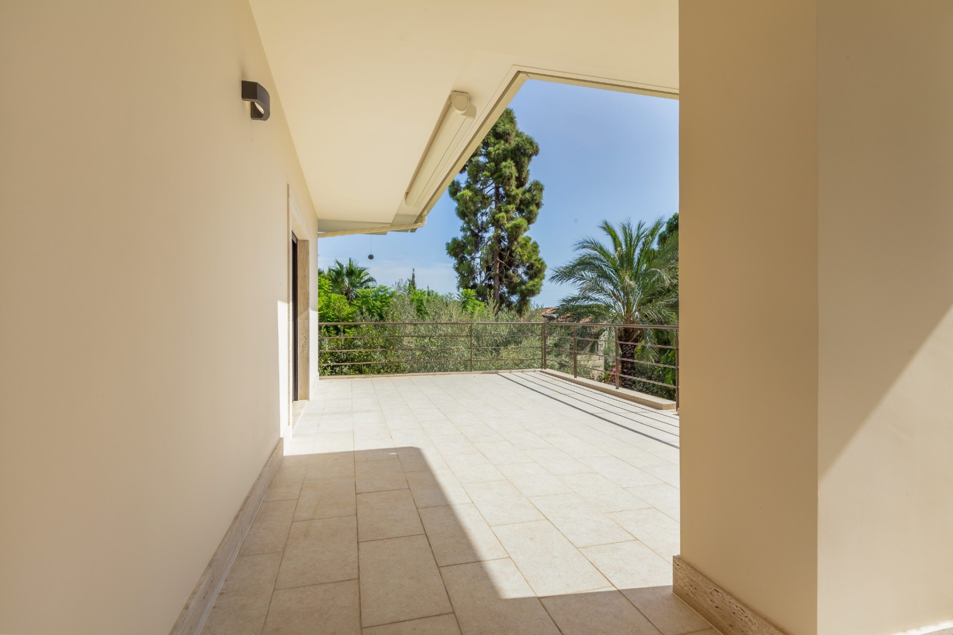 Resale - Villa - Alicante - Vistahermosa