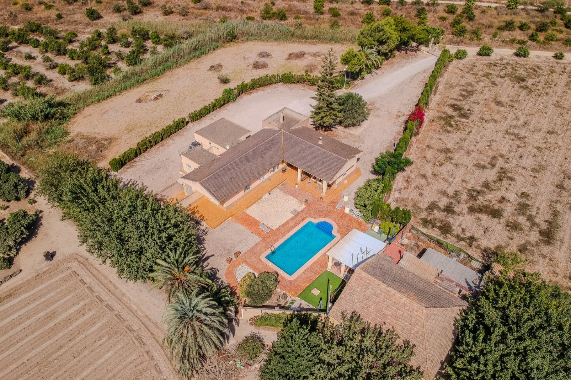 Resale - Villa - Almoradí