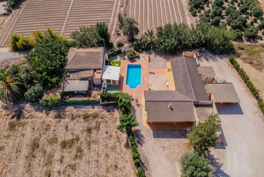 Resale - Villa - Almoradí