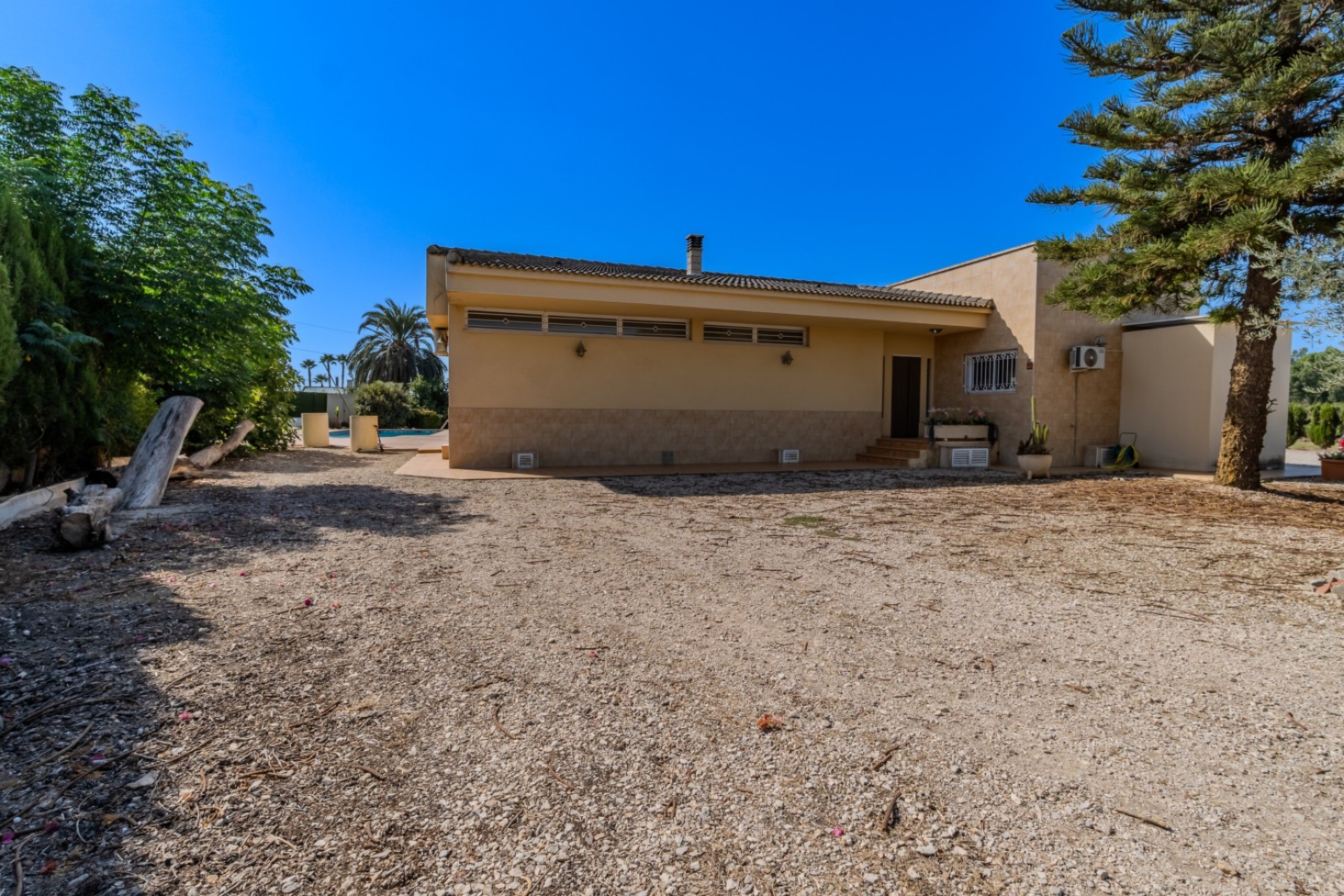 Resale - Villa - Almoradí