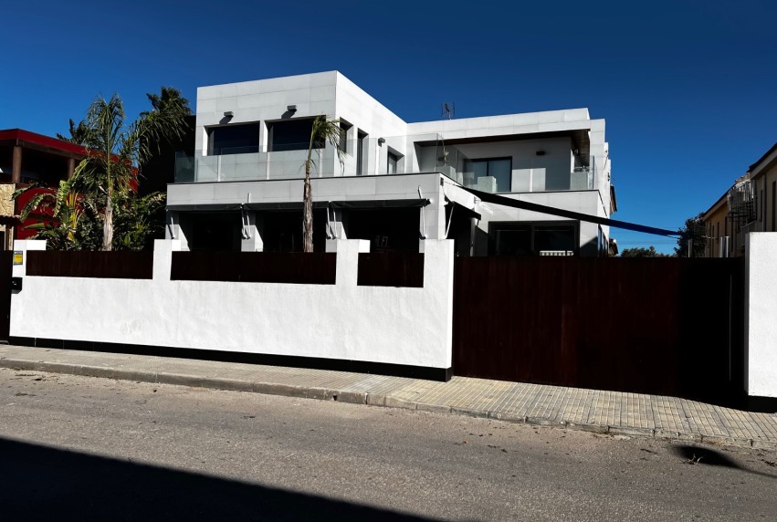 Resale - Villa - Almoradí