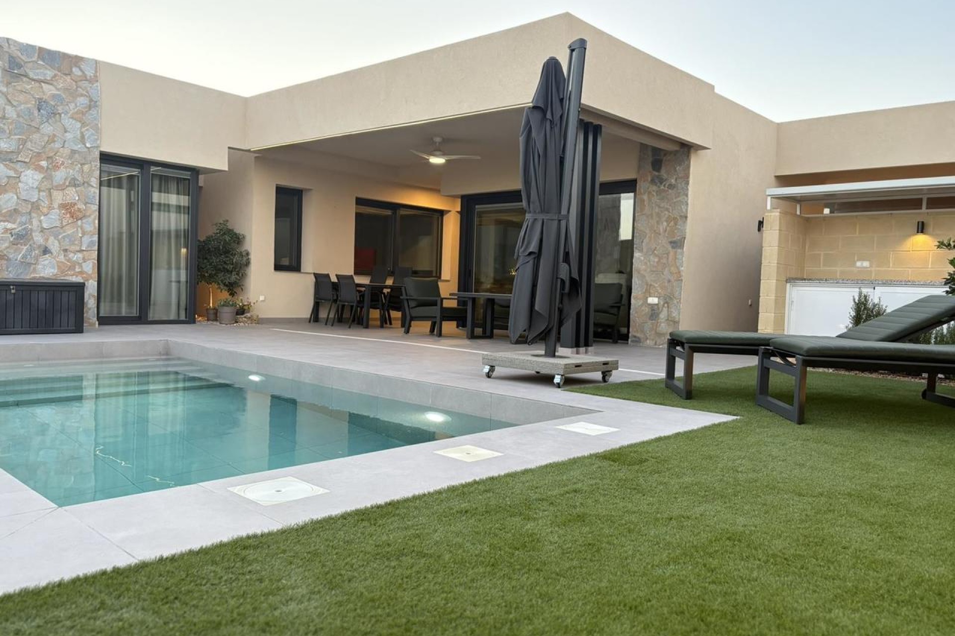 Resale - Villa - Altaona Golf and Country Village - Altaona Golf - Country Village