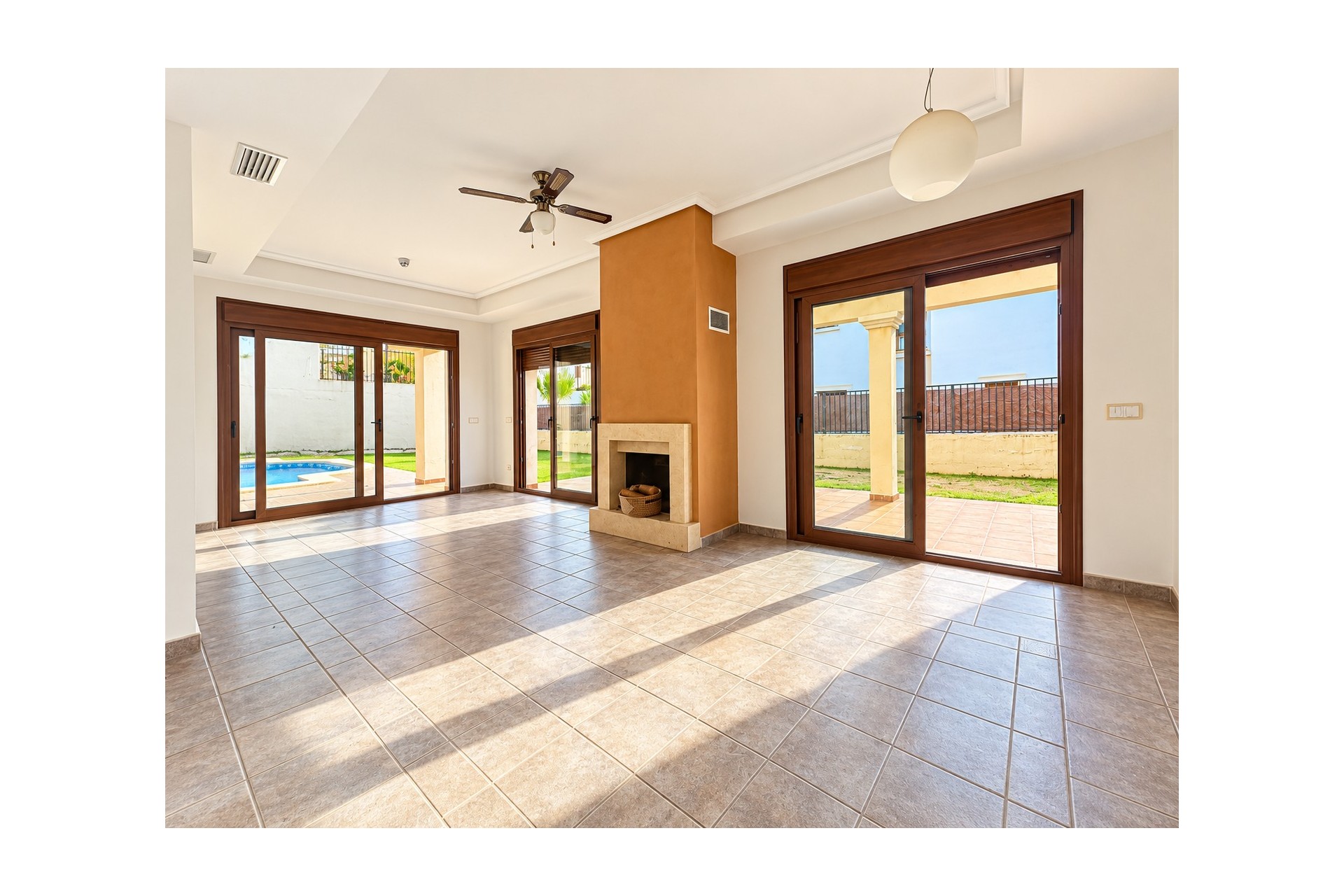 Resale - Villa - Altaona Golf and Country Village - Altaona Golf - Country Village