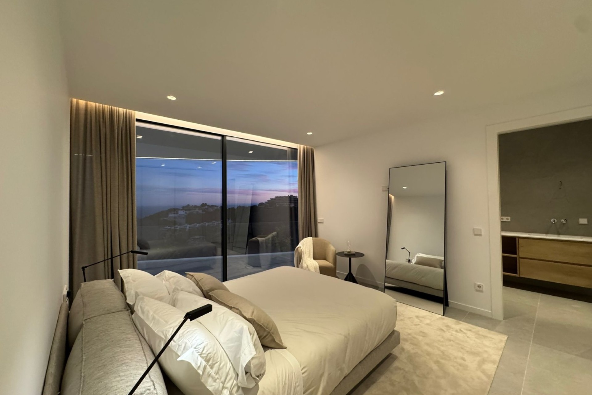 Resale - Villa - Altea