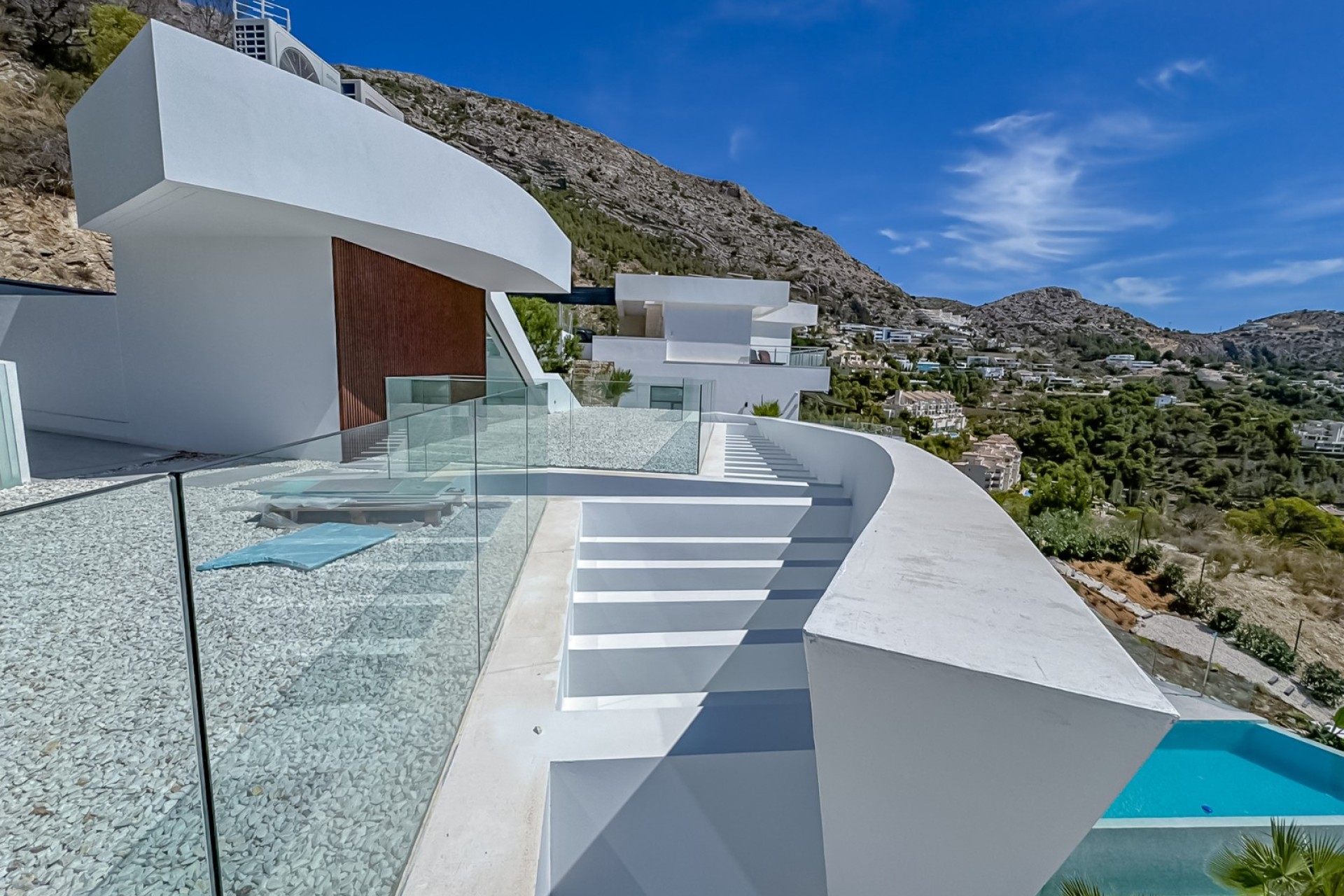 Resale - Villa - Altea